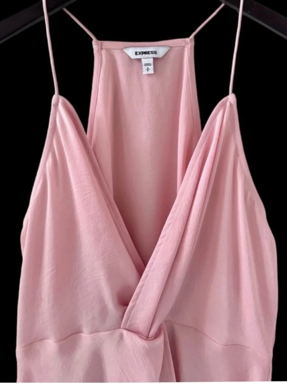 NEW Express Light Pink Sleeveless V-Neck Crossover Front Top Size Small - Picture 4 of 7
